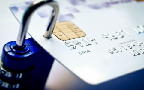 Chase 信用卡的 Lock 和 Unlock 的功能