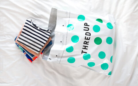 Swagbucks 从 ThredUp 购买 $20+ 返现 $32.4，倒赚 $12.4